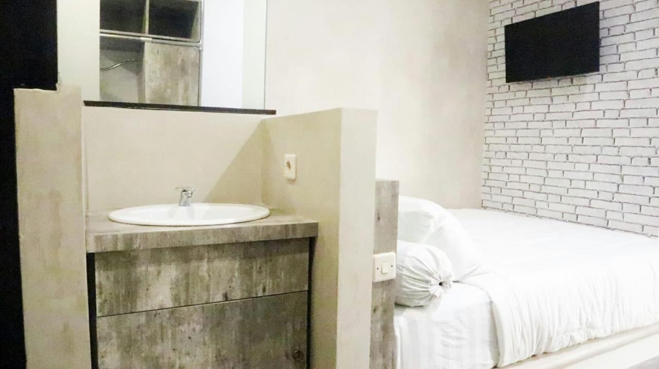 Dparagon Beo Maguwo Bagian luar foto